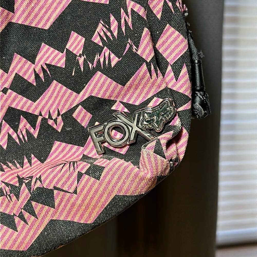 Fox’s racing shoulder bag​​ - Picture 2 of 9